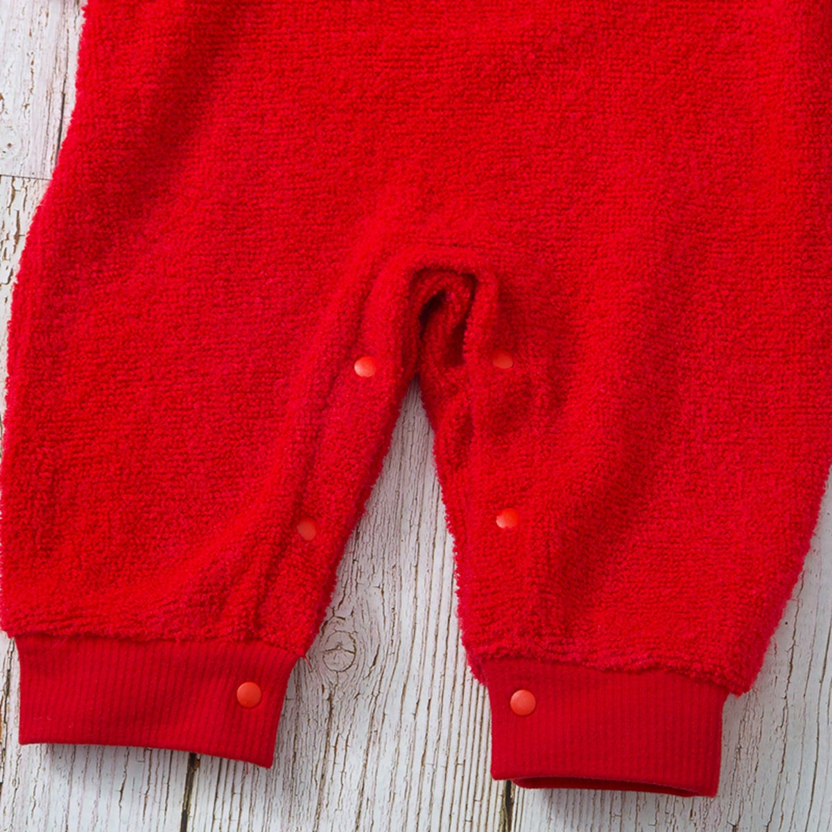 Mayoreo Mameluco de pierna larga de manga larga empalmado de encaje de retazos de bloque de color para niña de 2 piezas y sombrero para bebé rojo 12-18 M
